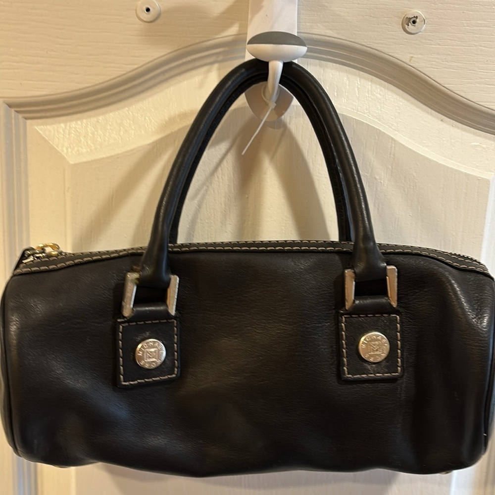 MICHAEL KORS VINTAGE 90’s BARREL BAG BLACK LEATHER SILVER HARDWARE AWESOME BAG